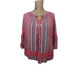 Boho Coral Print V-Neck 3/4 Sleeve‎ Blouse with Crochet Detail